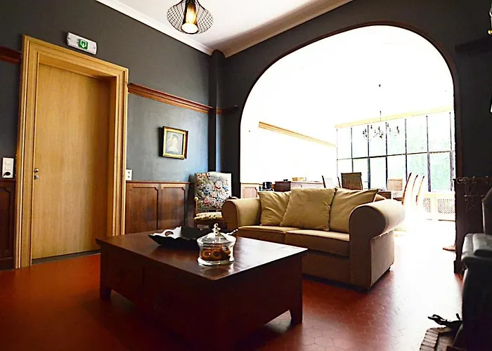 La Citadine Penzion Neufchâteau